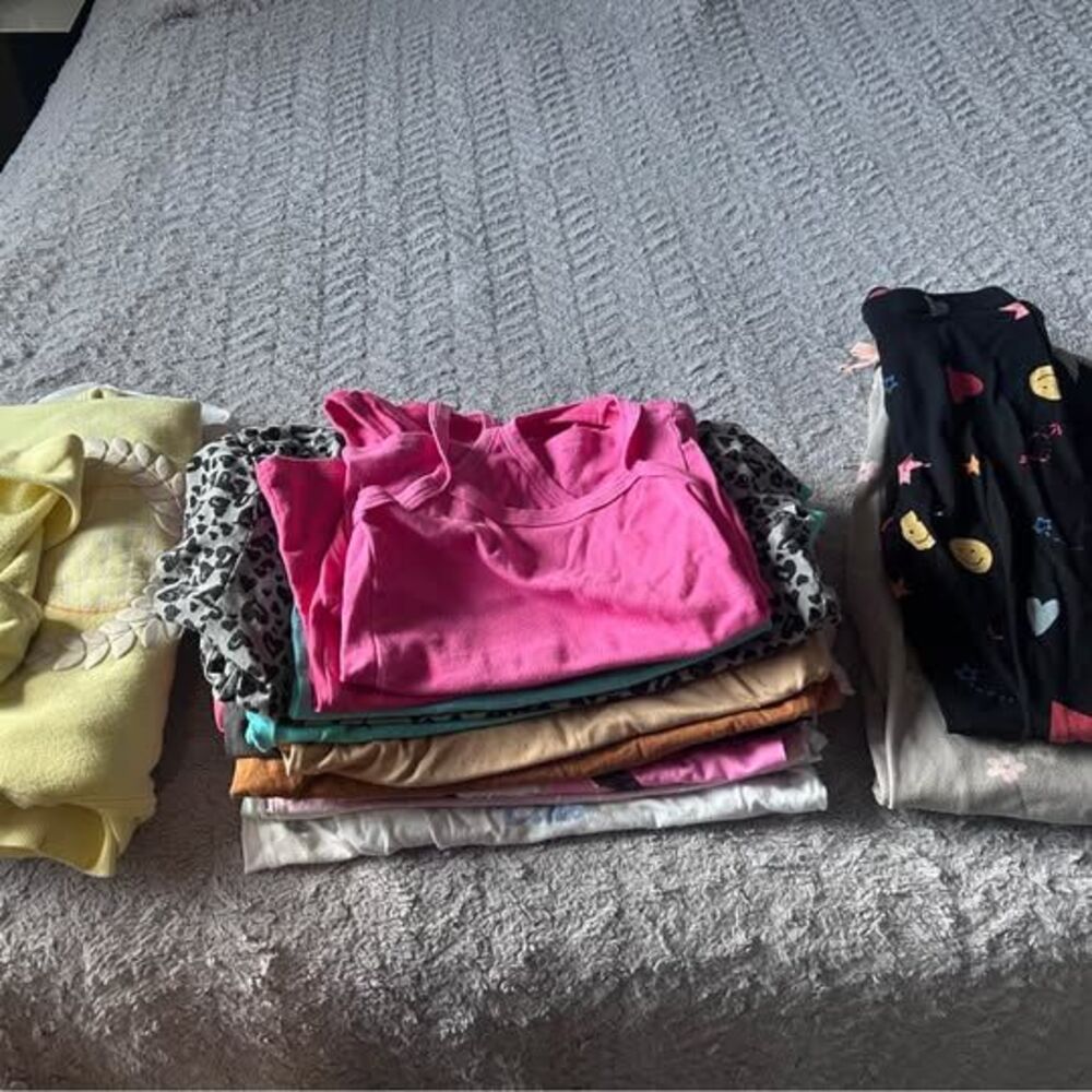 Bundle Girls Tops & Pants Size 7/8 - 9/10